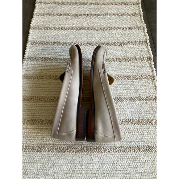 GH Bass Weejuns Penny Loafers Beige Leather Women’s Size 8 Classic Moc Toe - Picture 6 of 6